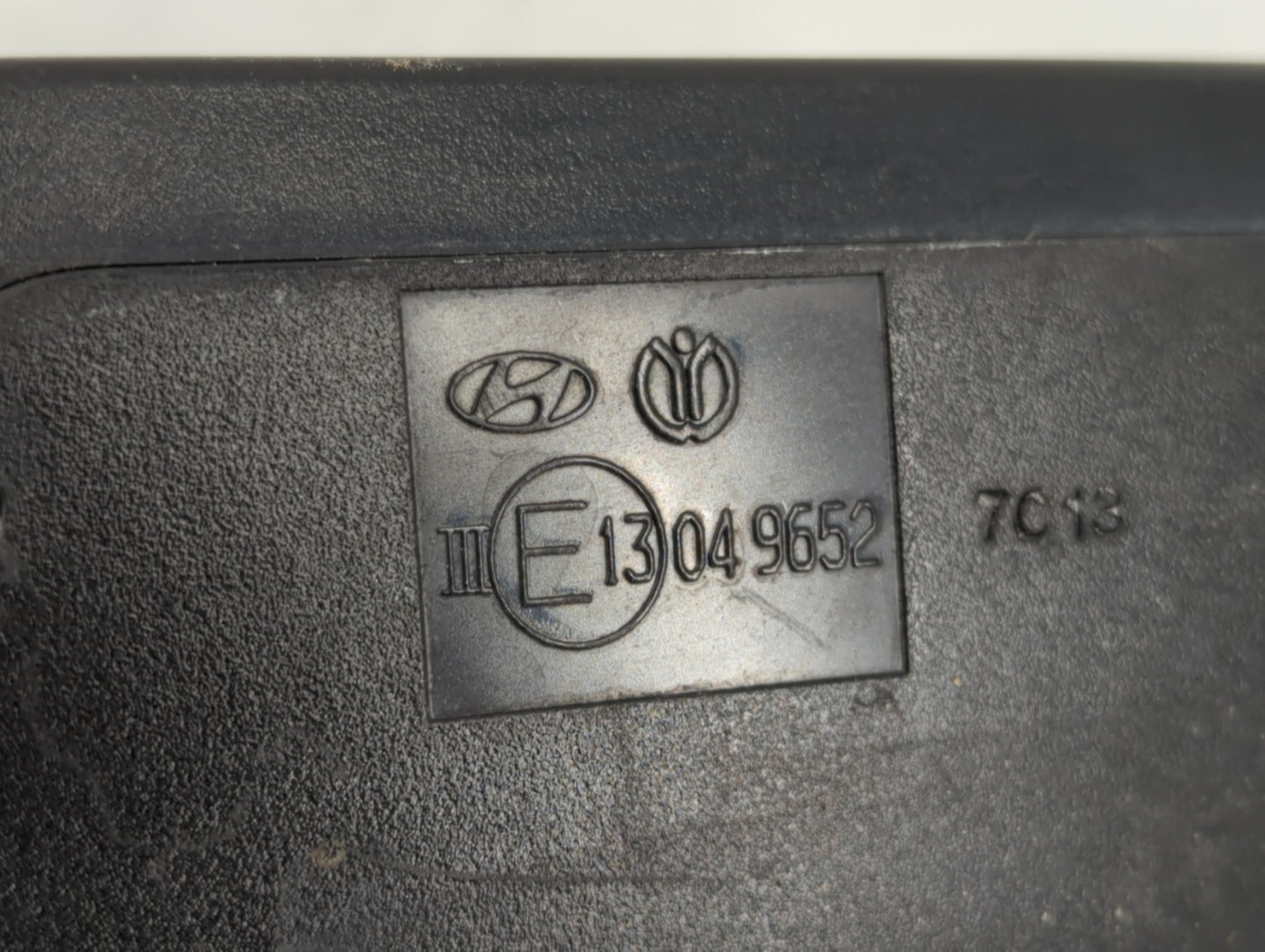 2017 Hyundai Tucson Passenger Side View Mirror - Right Door Mirror OEM Used - Oemusedautoparts1.com