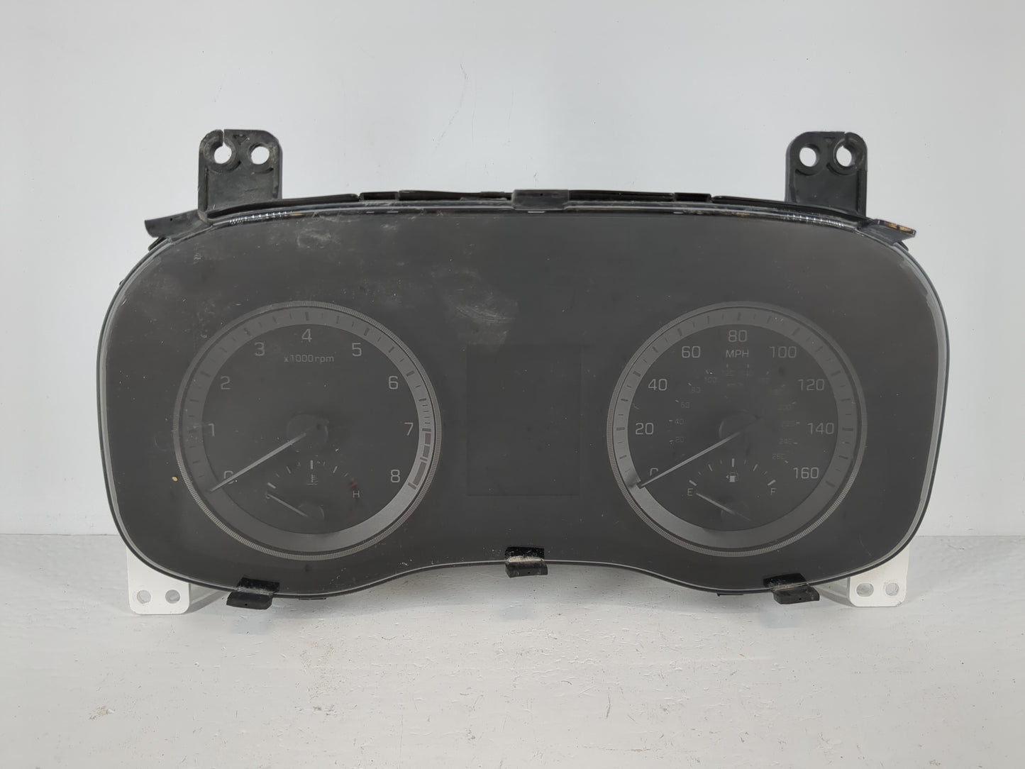2016-2017 Hyundai Tucson Instrument Cluster Speedometer Gauges P/N:94001-D3181 Fits Fits 2016 2017 OEM Used Auto Parts - Oem
