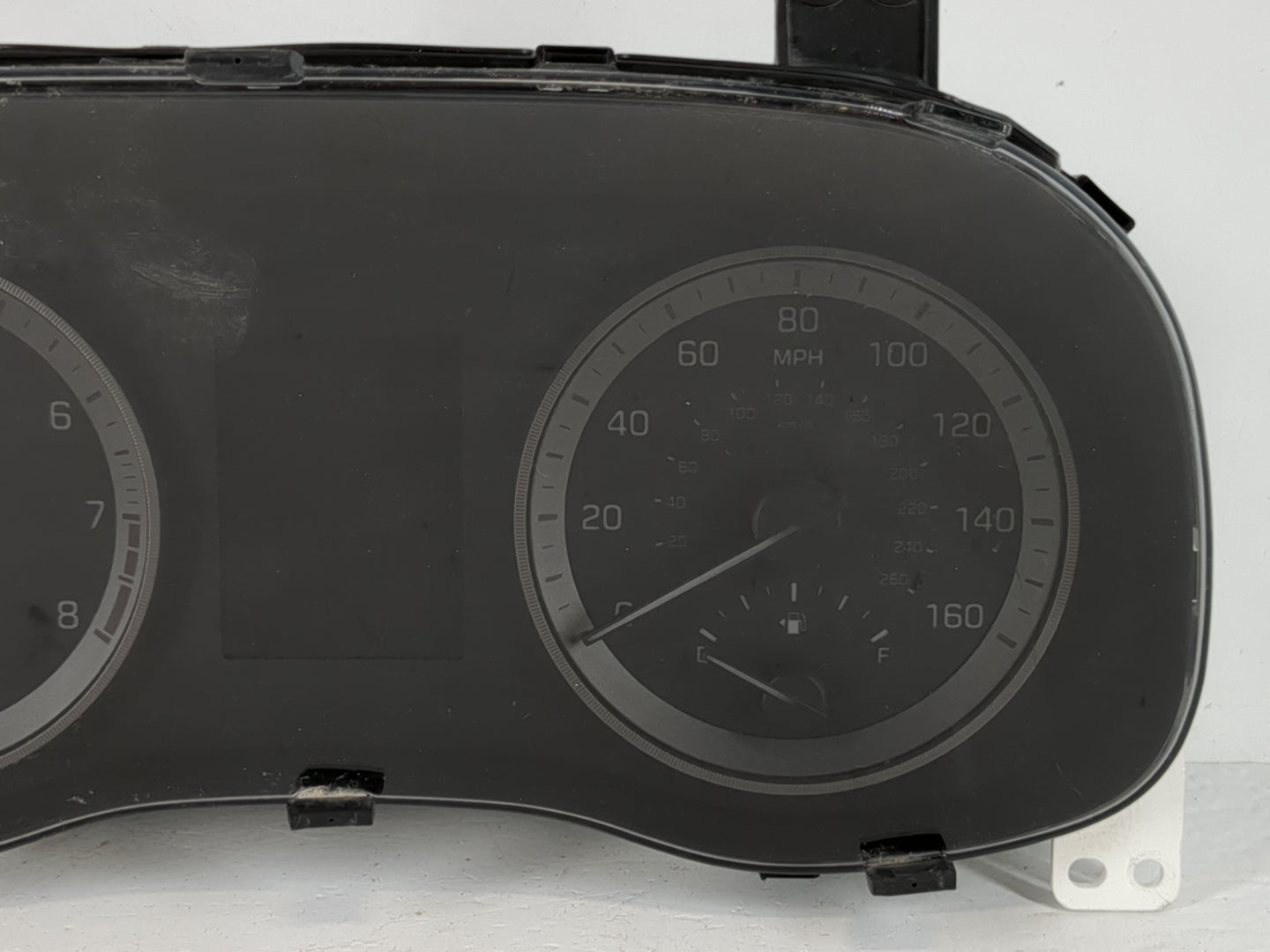2016-2017 Hyundai Tucson Instrument Cluster Speedometer Gauges P/N:94001-D3181 Fits Fits 2016 2017 OEM Used Auto Parts - Oem
