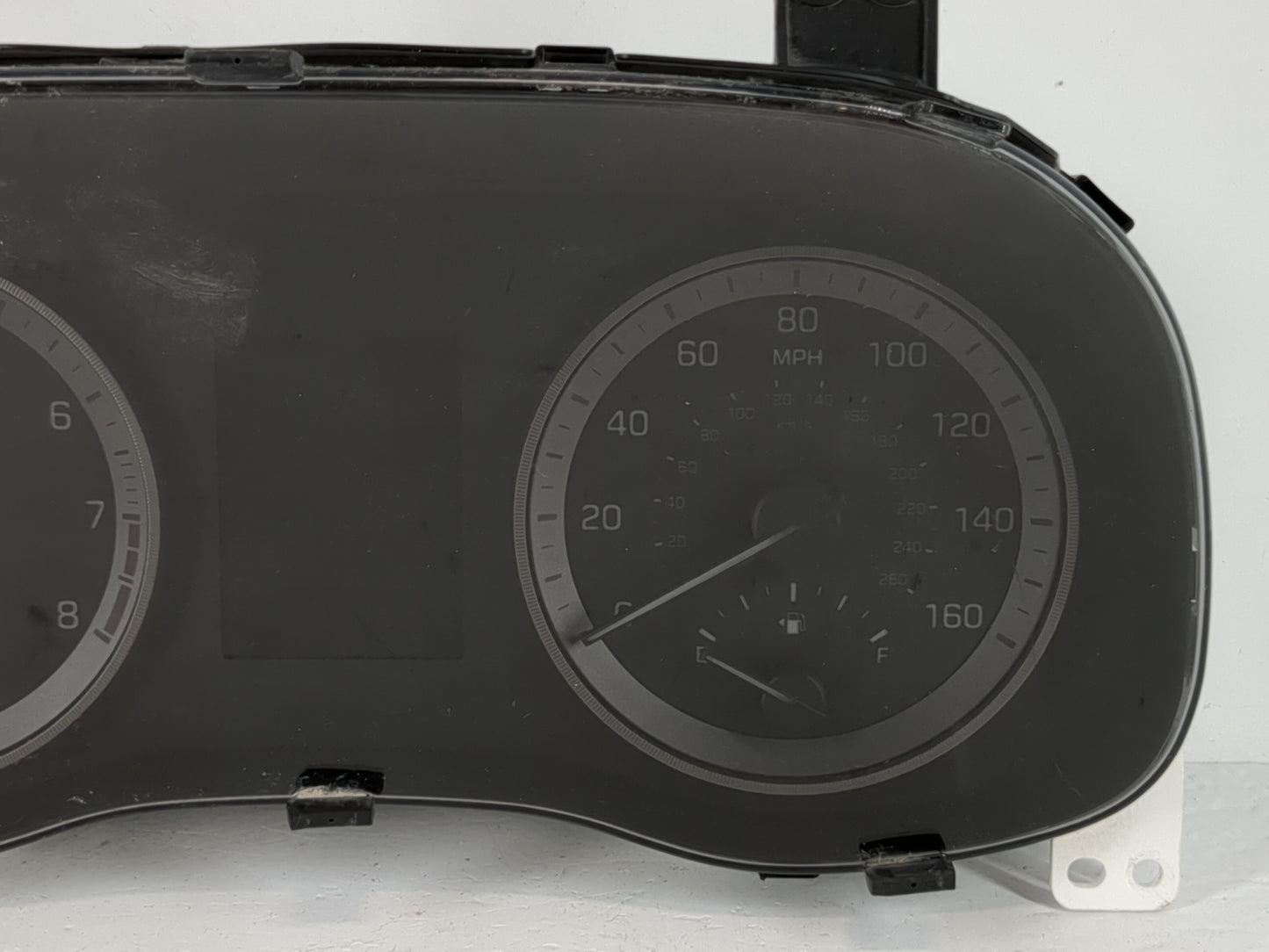 2016-2017 Hyundai Tucson Instrument Cluster Speedometer Gauges P/N:94001-D3181 Fits Fits 2016 2017 OEM Used Auto Parts - Oem