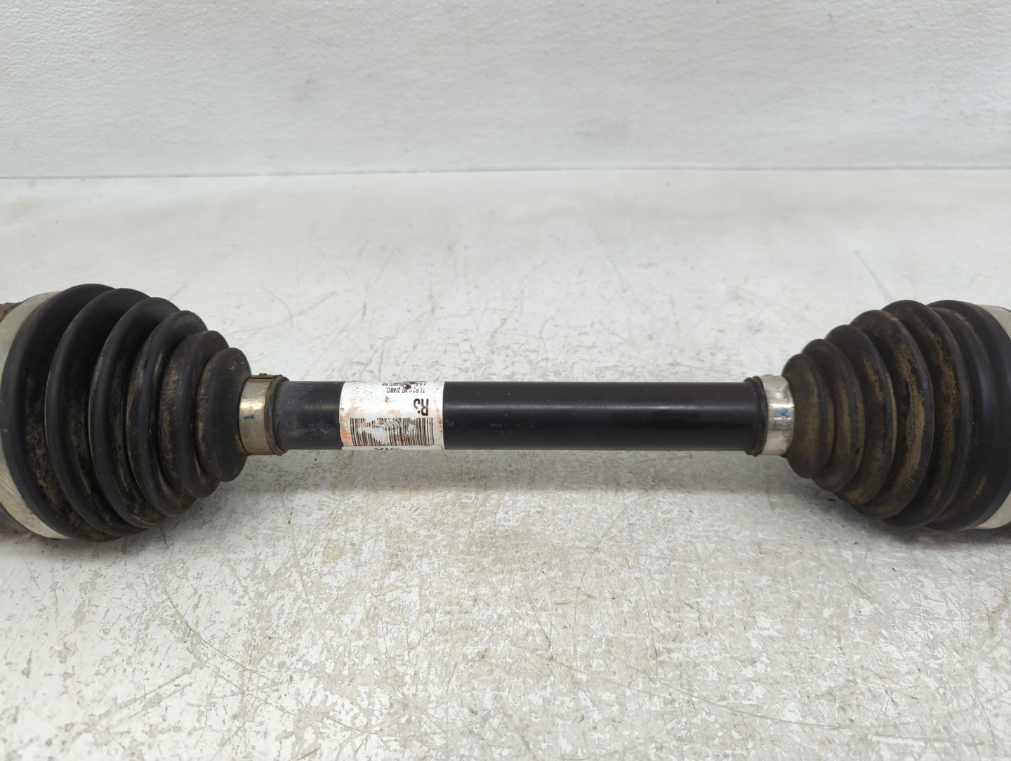 2016-2018 Hyundai Tucson Axle Shaft Front Passenger Cv C/v 1124296 - Oemusedautoparts1.com