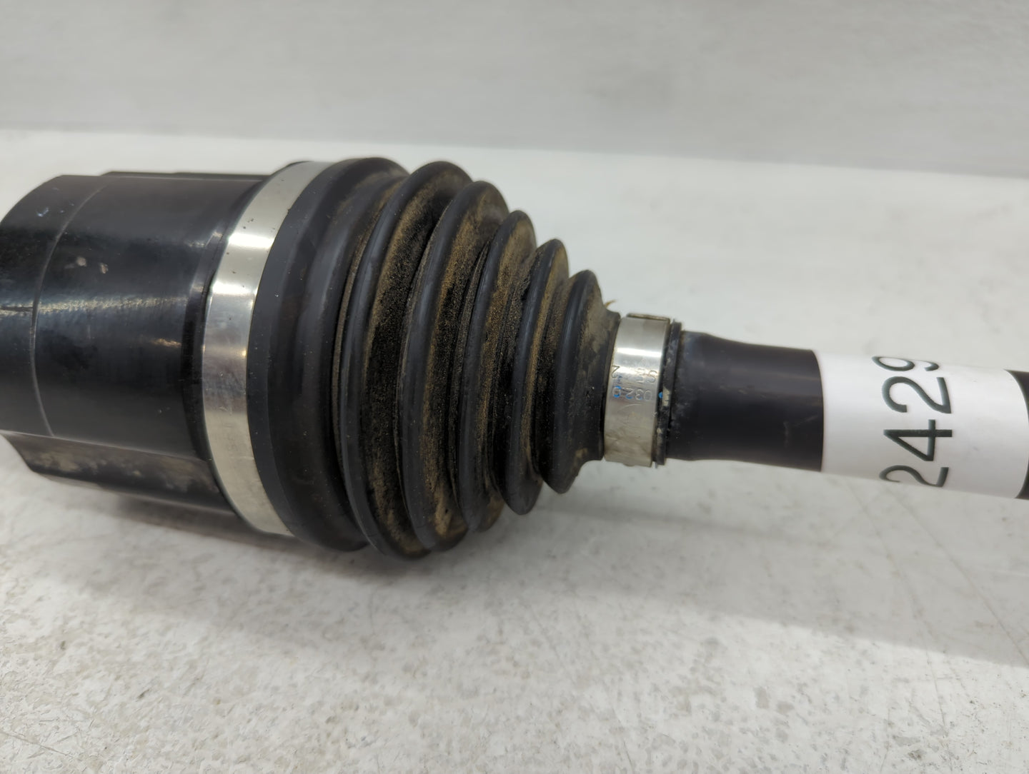 2016-2018 Hyundai Tucson Axle Shaft Front Driver Cv C/v - Oemusedautoparts1.com