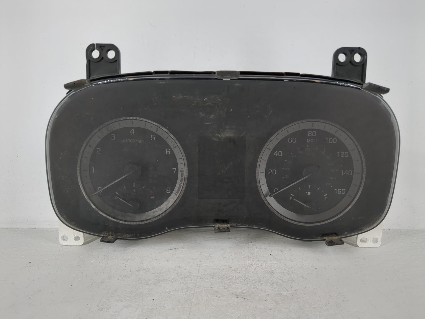 2016-2017 Hyundai Tucson Instrument Cluster Speedometer Gauges P/N:94001-D3172 Fits Fits 2016 2017 OEM Used Auto Parts - Oem