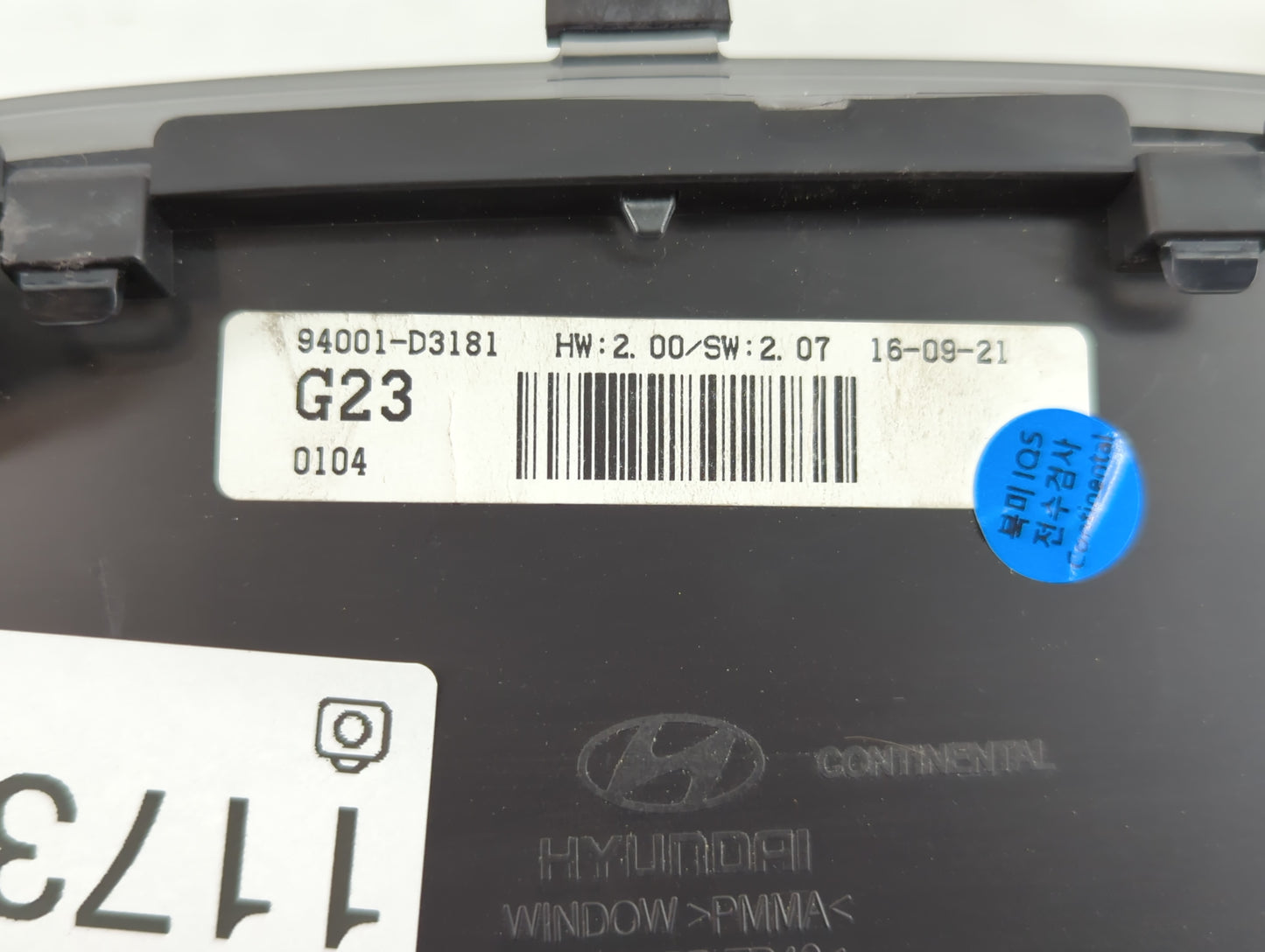 2016-2017 Hyundai Tucson Instrument Cluster Speedometer Gauges P/N:94001-D3181 Fits Fits 2016 2017 OEM Used Auto Parts - Oem