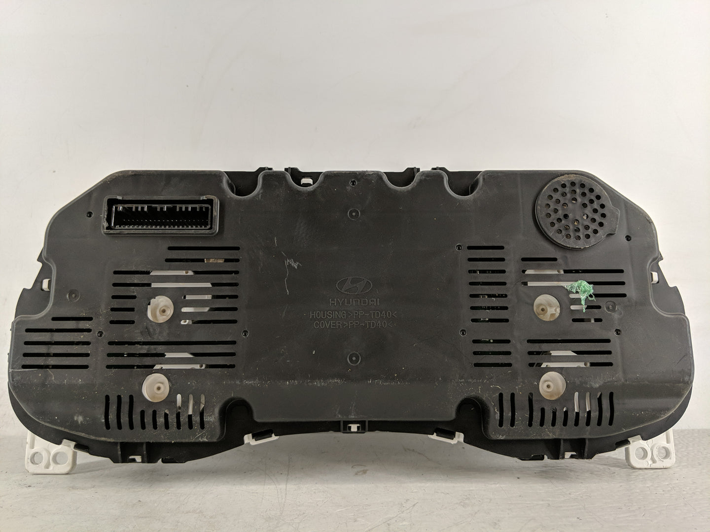 2016-2017 Hyundai Tucson Instrument Cluster Speedometer Gauges P/N:94001-D3181 Fits Fits 2016 2017 OEM Used Auto Parts - Oem