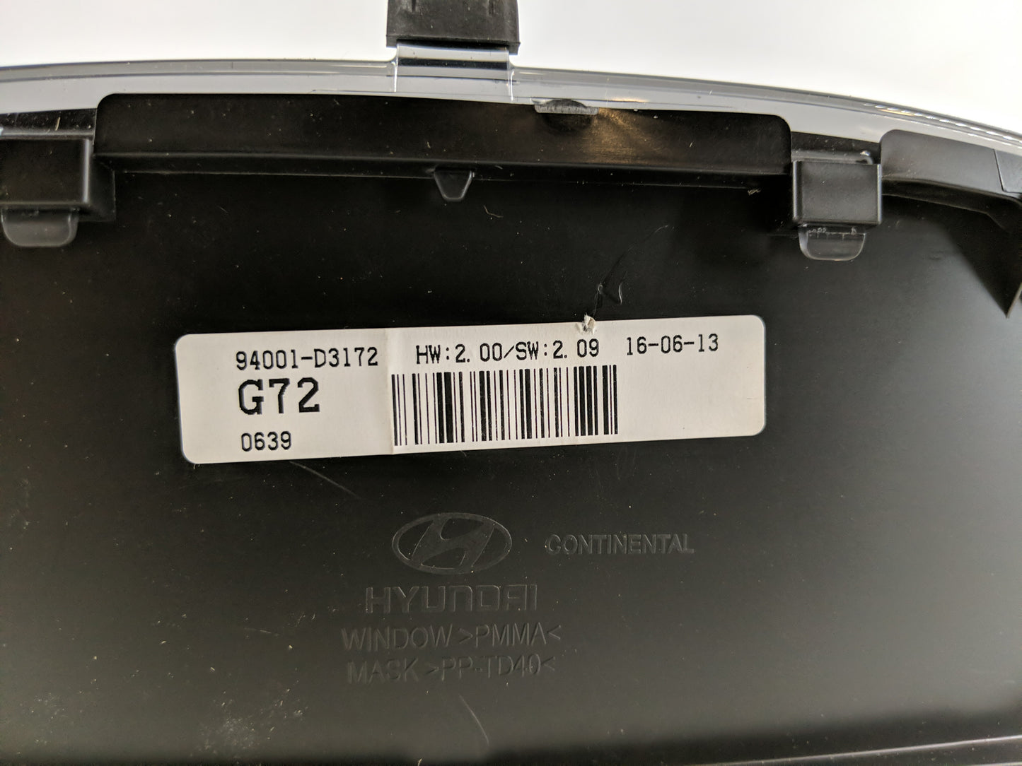 2016-2017 Hyundai Tucson Instrument Cluster Speedometer Gauges P/N:94001-D3172 Fits Fits 2016 2017 OEM Used Auto Parts - Oem
