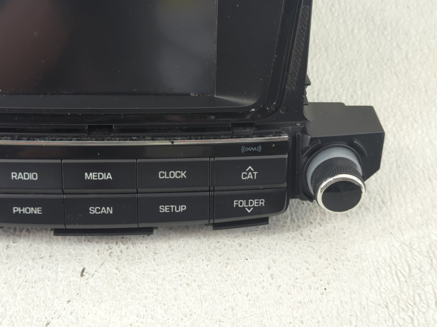2016-2017 Hyundai Tucson Radio AM FM Cd Player Receiver Replacement P/N:96180-D31004X Fits Fits 2016 2017 OEM Used Auto Part