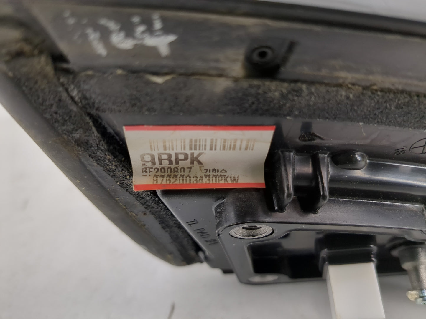 2016-2018 Hyundai Tucson Side Mirror Replacement Passenger Right View Door Mirror P/N:E13049652 Fits Fits 2016 2017 2018 OEM