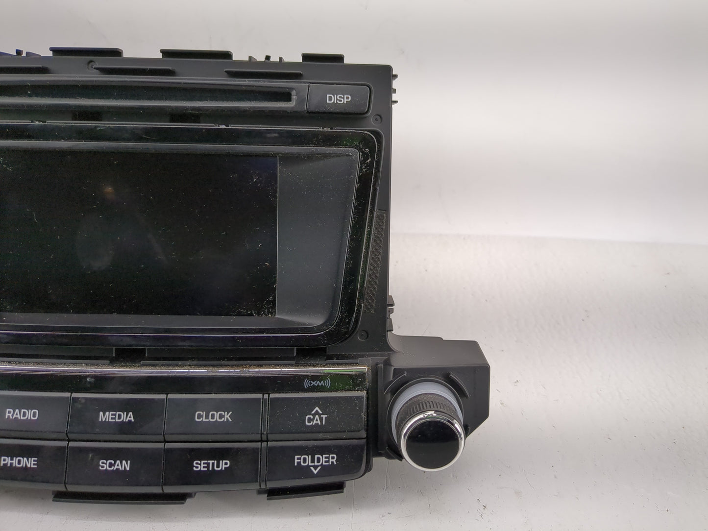 2016-2017 Hyundai Tucson Radio AM FM Cd Player Receiver Replacement P/N:96180-D31004X Fits Fits 2016 2017 OEM Used Auto Part