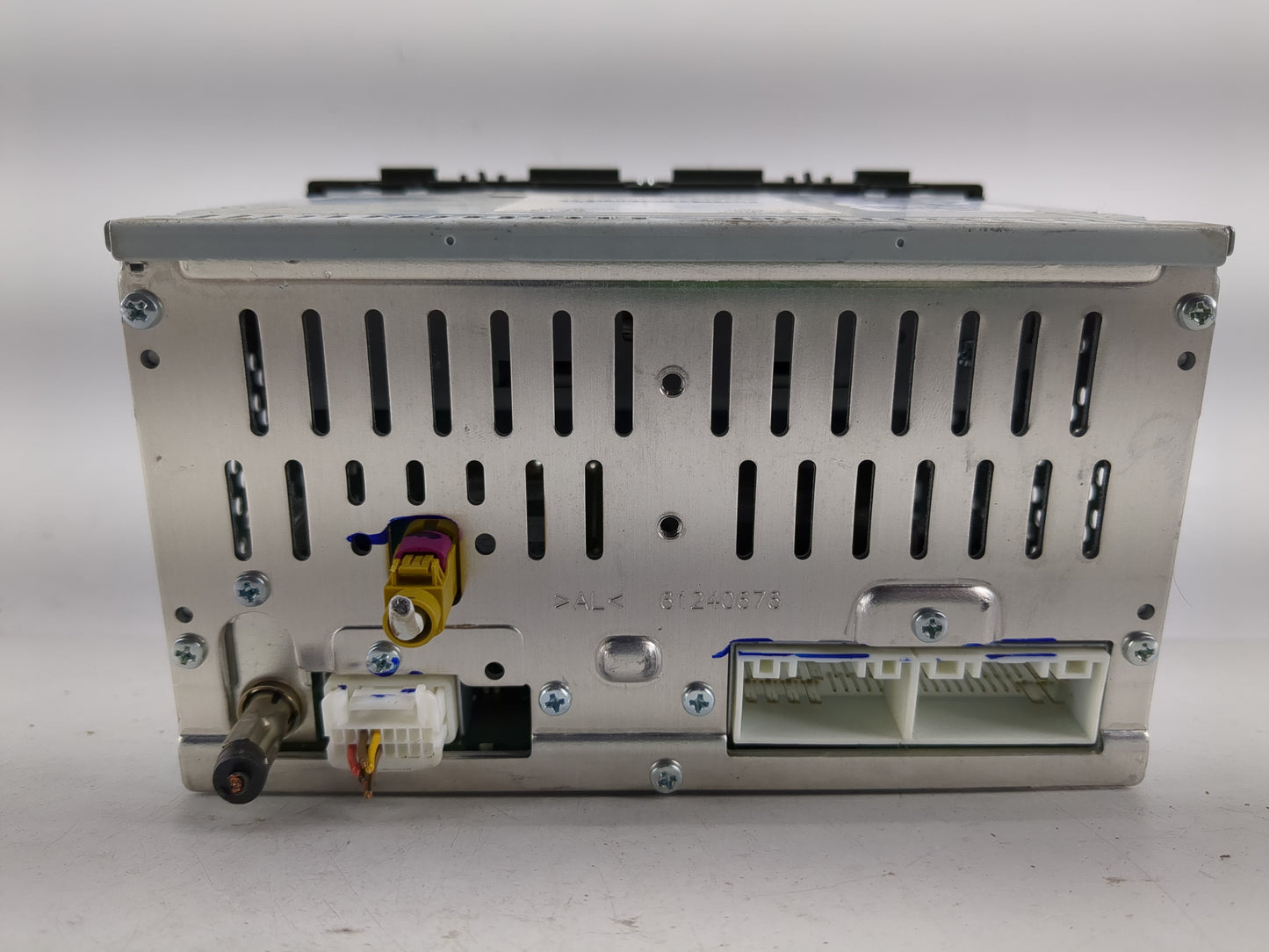 2016-2017 Hyundai Tucson Radio AM FM Cd Player Receiver Replacement P/N:96180-D31004X Fits Fits 2016 2017 OEM Used Auto Part