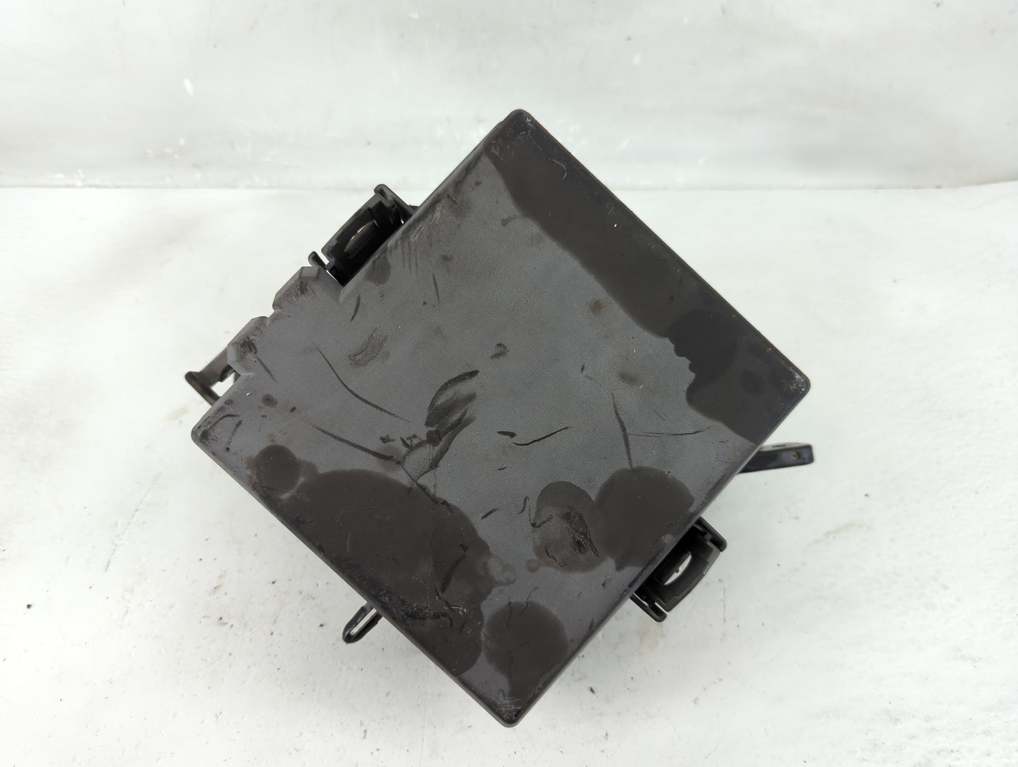 2016-2018 Hyundai Tucson Fusebox Fuse Box Panel Relay Module P/N:91941-D3022 Fits Fits 2016 2017 2018 OEM Used Auto Parts - 