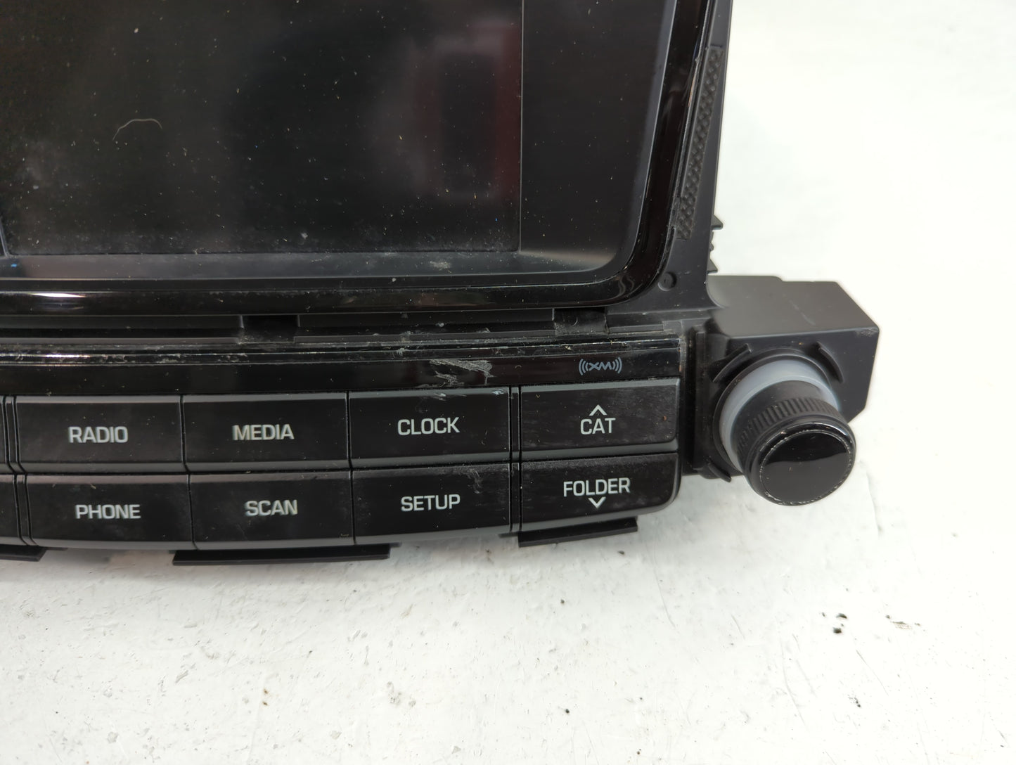 2017-2018 Hyundai Tucson Radio AM FM Cd Player Receiver Replacement P/N:96180-D31004X Fits Fits 2017 2018 OEM Used Auto Part