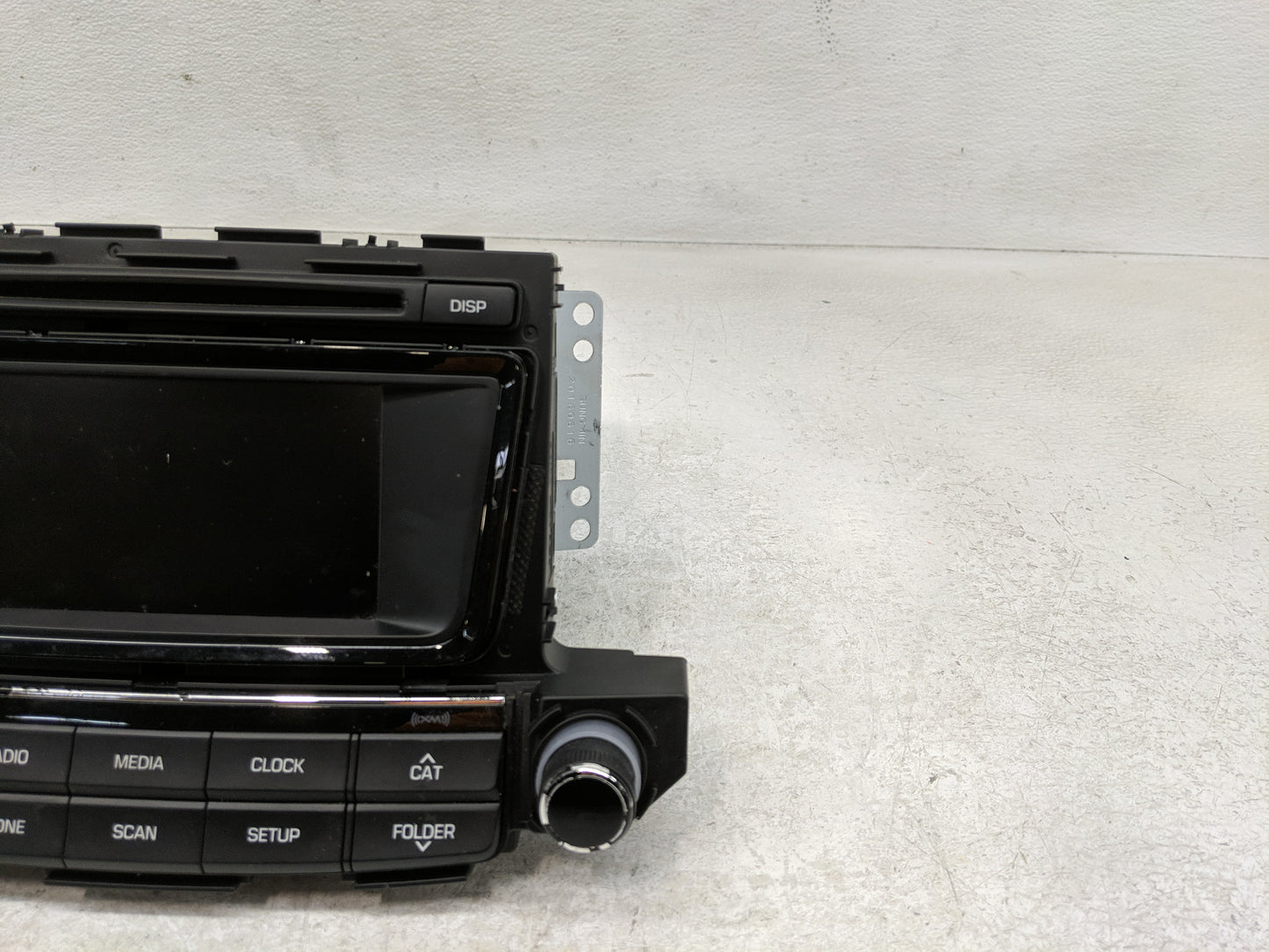 2016-2017 Hyundai Tucson Radio AM FM Cd Player Receiver Replacement P/N:96160-D81004X Fits Fits 2016 2017 OEM Used Auto Part