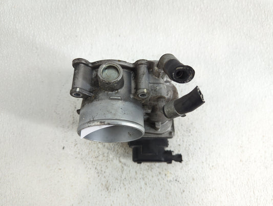 2014-2021 Hyundai Tucson Throttle Body P/N:5323 02U22 35100-2E000 Fits Fits 2011 2012 2013 2014 2015 2016 2017 2018 2019 2020 2021 OEM Used Auto Parts