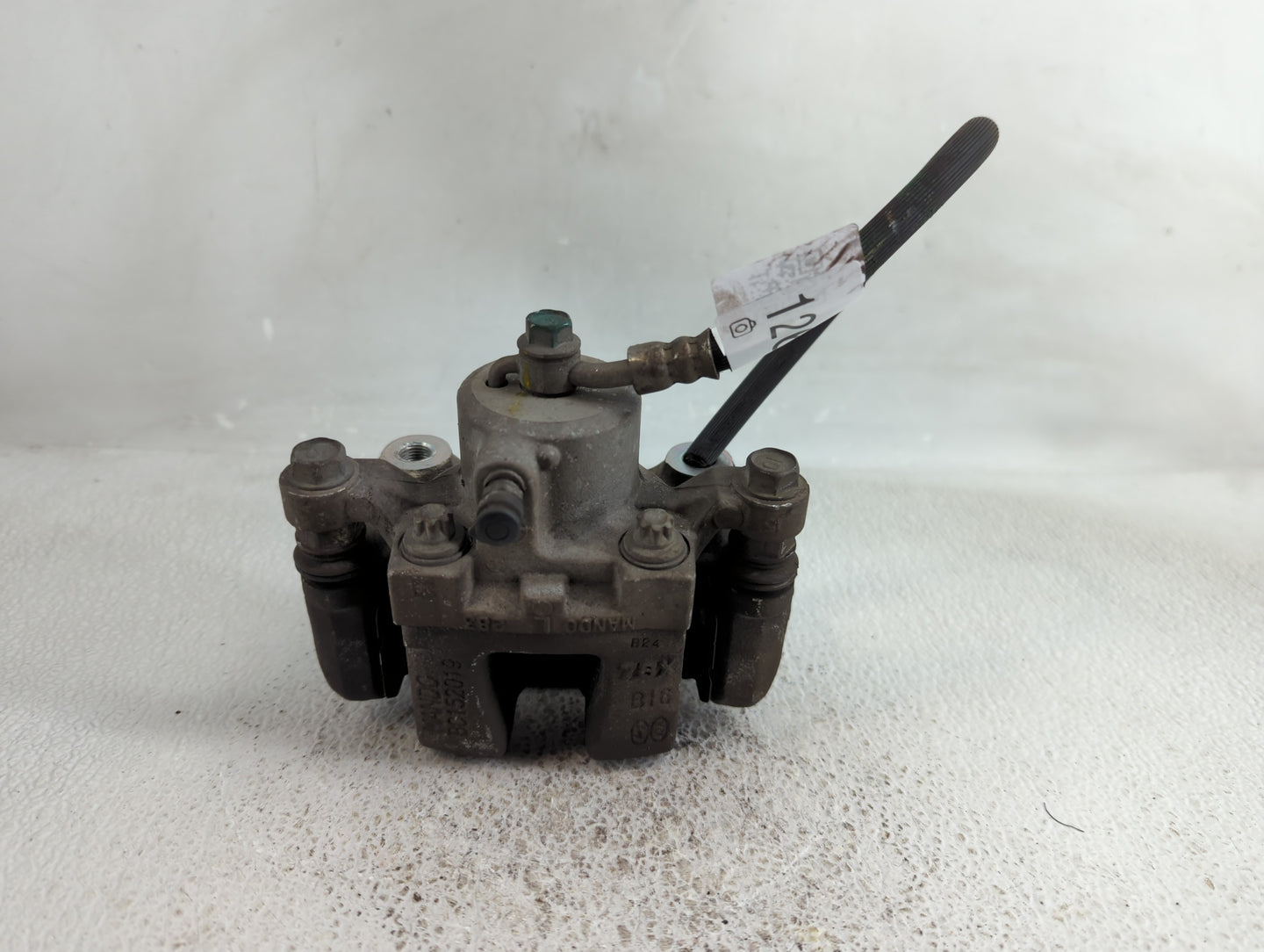 2016-2021 Hyundai Tucson Front Driver Left Brake Caliper - Oemusedautoparts1.com