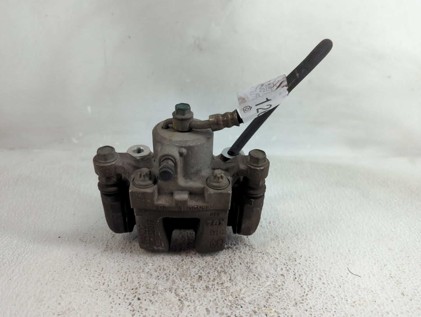 2016-2021 Hyundai Tucson Front Driver Left Brake Caliper - Oemusedautoparts1.com