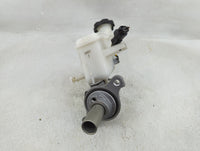 2016-2021 Hyundai Tucson Brake Master Cylinder 1277864 - Oemusedautoparts1.com