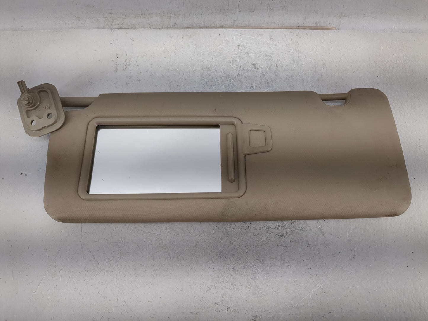 2016-2021 Hyundai Tucson Sun Visor Shade Replacement Passenger Right Mirror Fits Fits 2016 2017 2018 2019 2020 2021 OEM Used