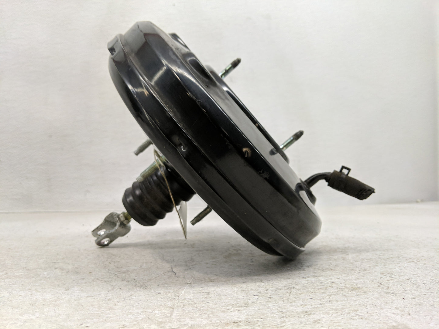2016-2021 Hyundai Tucson Power Brake Booster Oem 1299525 - Oemusedautoparts1.com