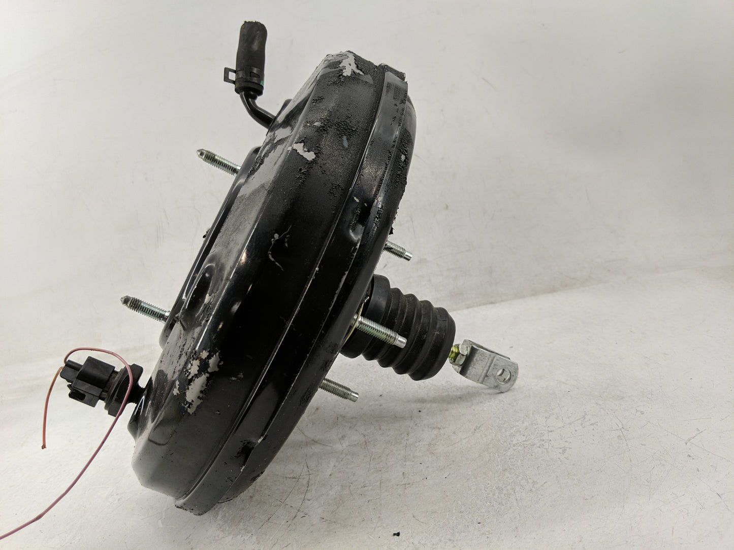 2016-2018 Hyundai Tucson Power Brake Booster Oem - Oemusedautoparts1.com