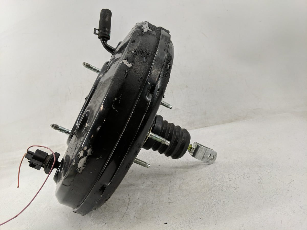2016-2018 Hyundai Tucson Power Brake Booster Oem 1312647 - Oemusedautoparts1.com