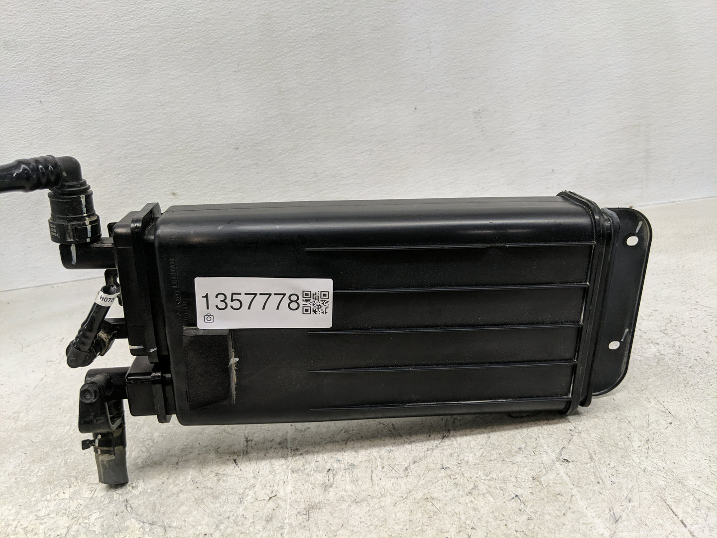 2017 Hyundai Tucson Fuel Vapor Charcoal Canister 1357778 - Oemusedautoparts1.com