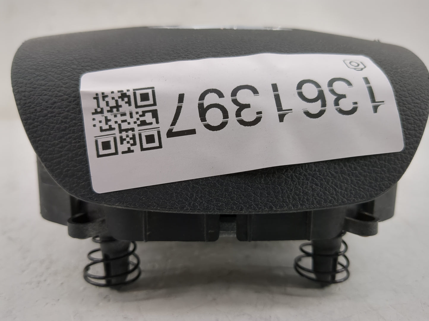 2016-2021 Hyundai Tucson Air Bag Driver Left Steering Wheel Mounted P/N:56900-D3500 Fits Fits 2016 2017 2018 2019 2020 2021 