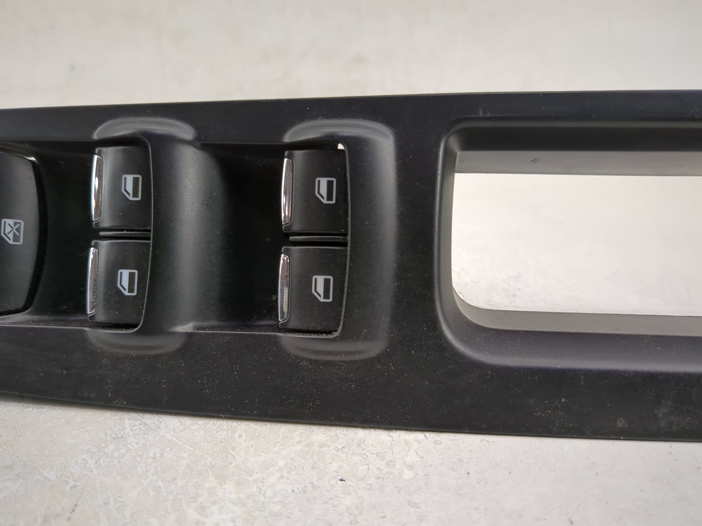 2017 Hyundai Tucson Master Power Window Switch Replacement Driver Side Left P/N:DG9T-14540-ACW Fits OEM Used Auto Parts - Oe