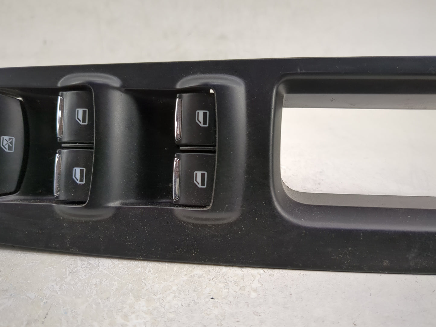 2017 Hyundai Tucson Master Power Window Switch Replacement Driver Side Left P/N:DG9T-14540-ACW Fits OEM Used Auto Parts - Oe