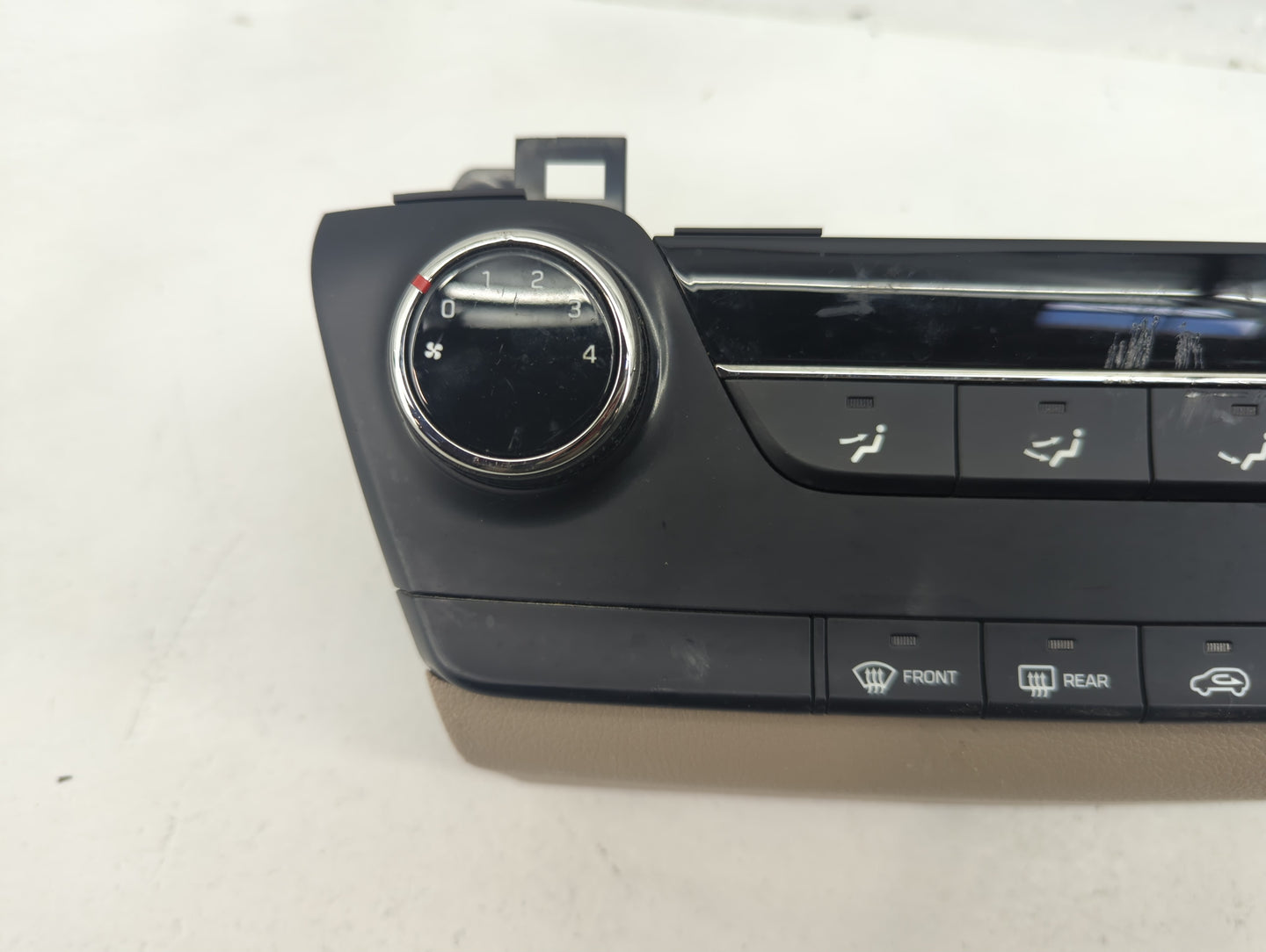 2016-2018 Hyundai Tucson Climate Control Module Temperature AC/Heater Replacement Fits Fits 2016 2017 2018 OEM Used Auto Par