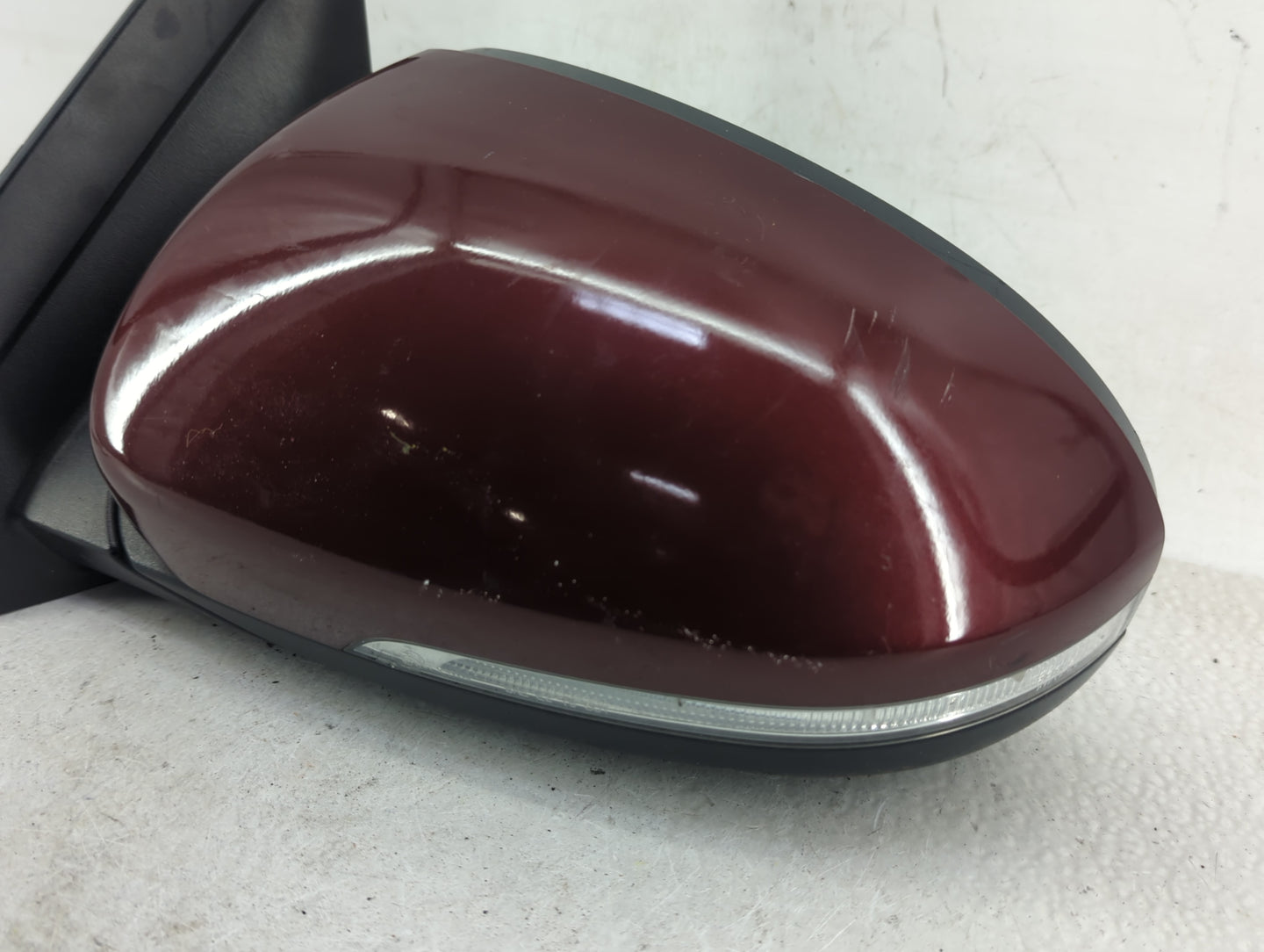 2016-2018 Hyundai Tucson Driver Side View Mirror - Left Door Mirror OEM Used - Oemusedautoparts1.com