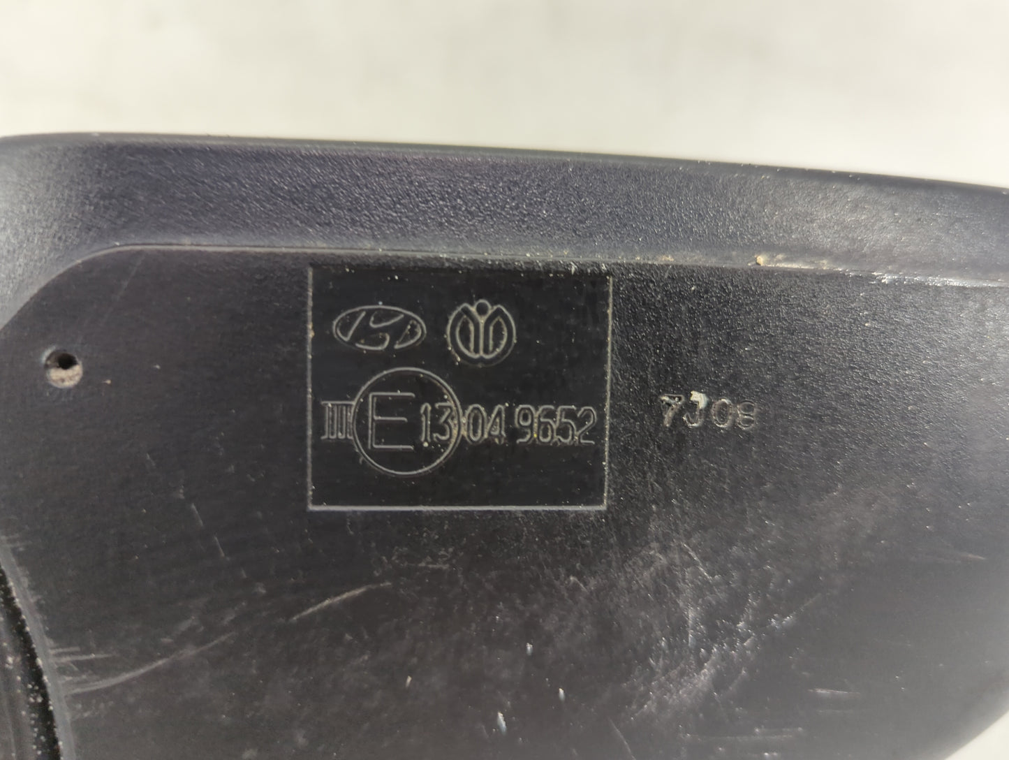 2016-2018 Hyundai Tucson Passenger Side View Mirror - Right Door Mirror OEM Used - Oemusedautoparts1.com
