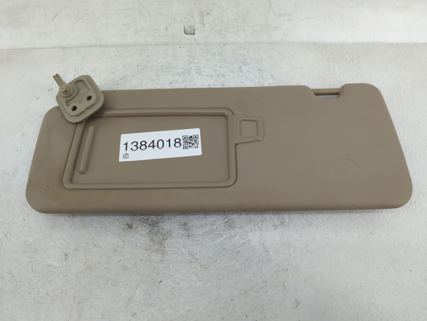 2016-2018 Hyundai Tucson Sun Visor Shade Replacement Driver Left Mirror Fits Fits 2016 2017 2018 OEM Used Auto Parts - Oemus