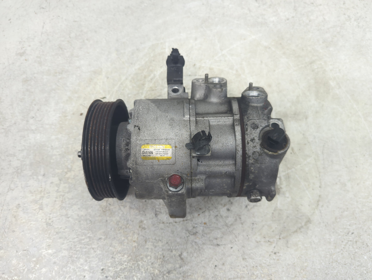 2017-2018 Hyundai Tucson Air Conditioning A/c Ac Compressor Oem - Oemusedautoparts1.com