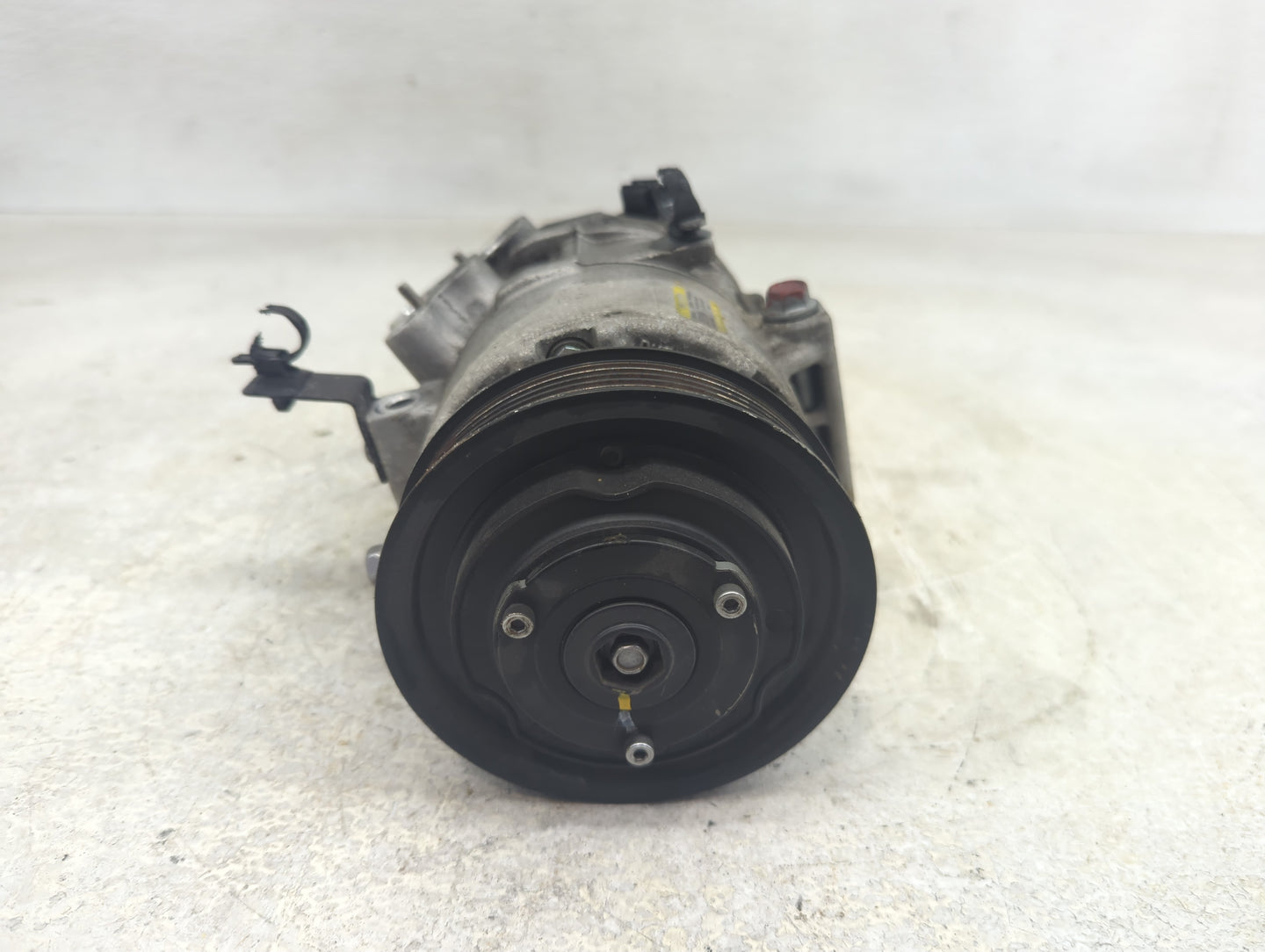 2017-2018 Hyundai Tucson Air Conditioning A/c Ac Compressor Oem - Oemusedautoparts1.com