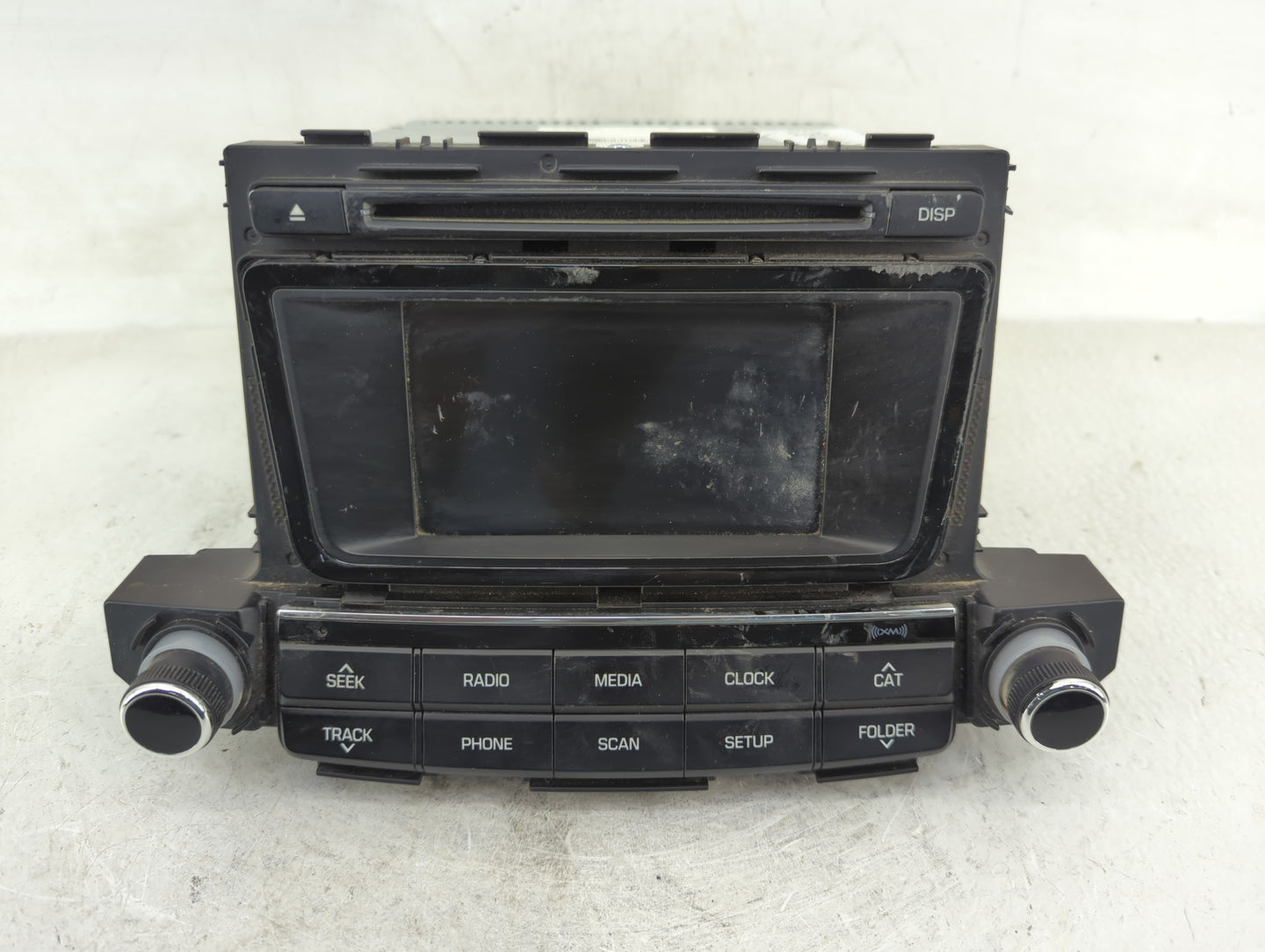 2016-2017 Hyundai Tucson Radio AM FM Cd Player Receiver Replacement P/N:96180-D30004X Fits Fits 2016 2017 OEM Used Auto Part