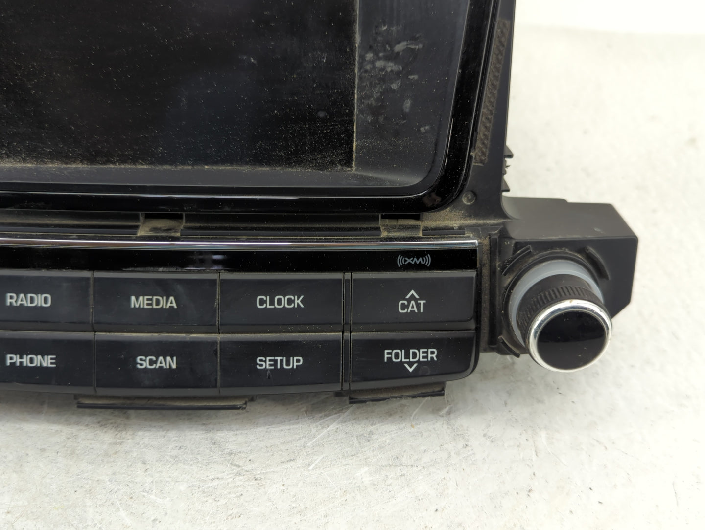 2016-2017 Hyundai Tucson Radio AM FM Cd Player Receiver Replacement P/N:96180-D30004X Fits Fits 2016 2017 OEM Used Auto Part