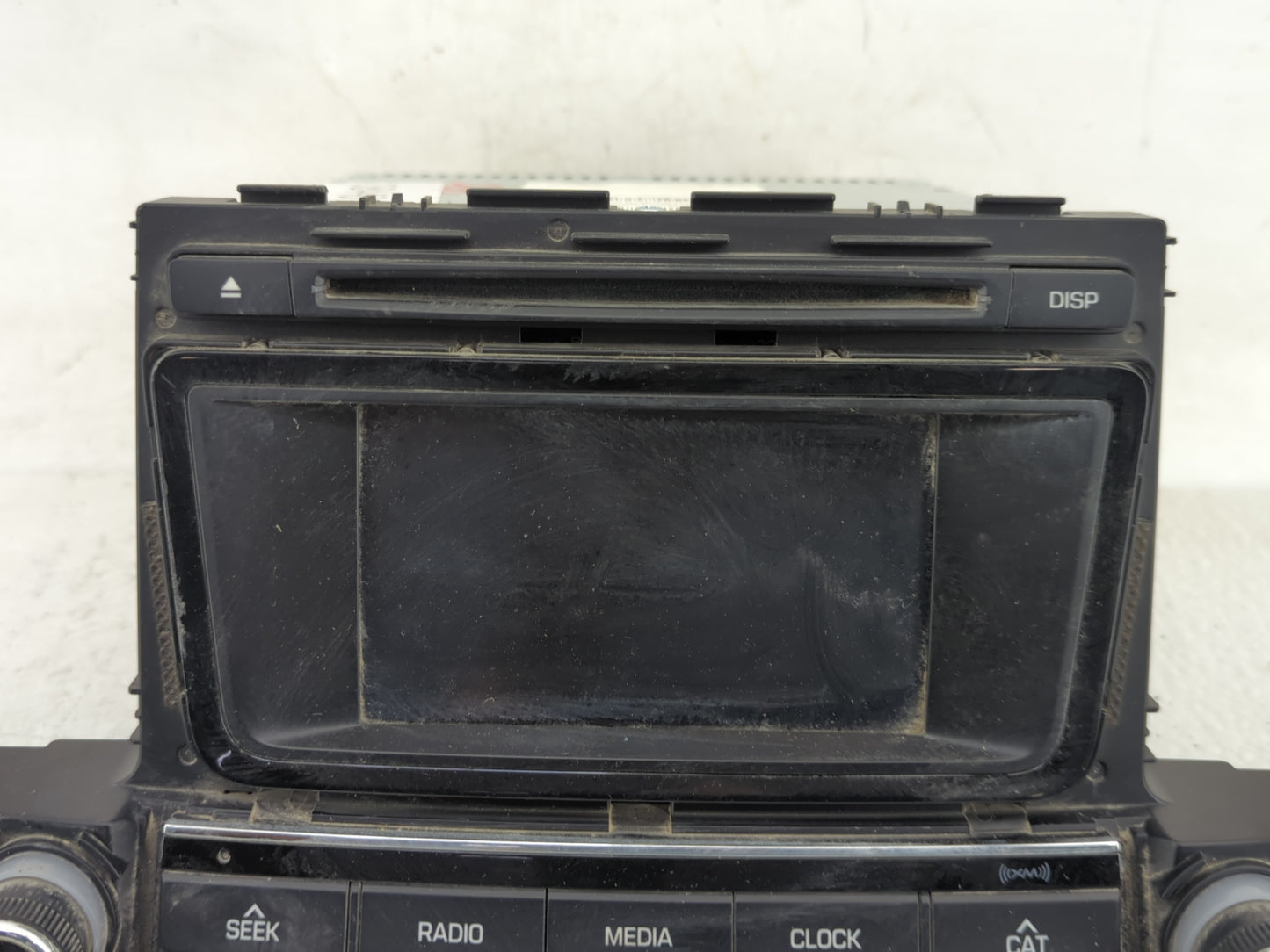 2016-2017 Hyundai Tucson Radio AM FM Cd Player Receiver Replacement P/N:96180-D30004X Fits Fits 2016 2017 OEM Used Auto Part