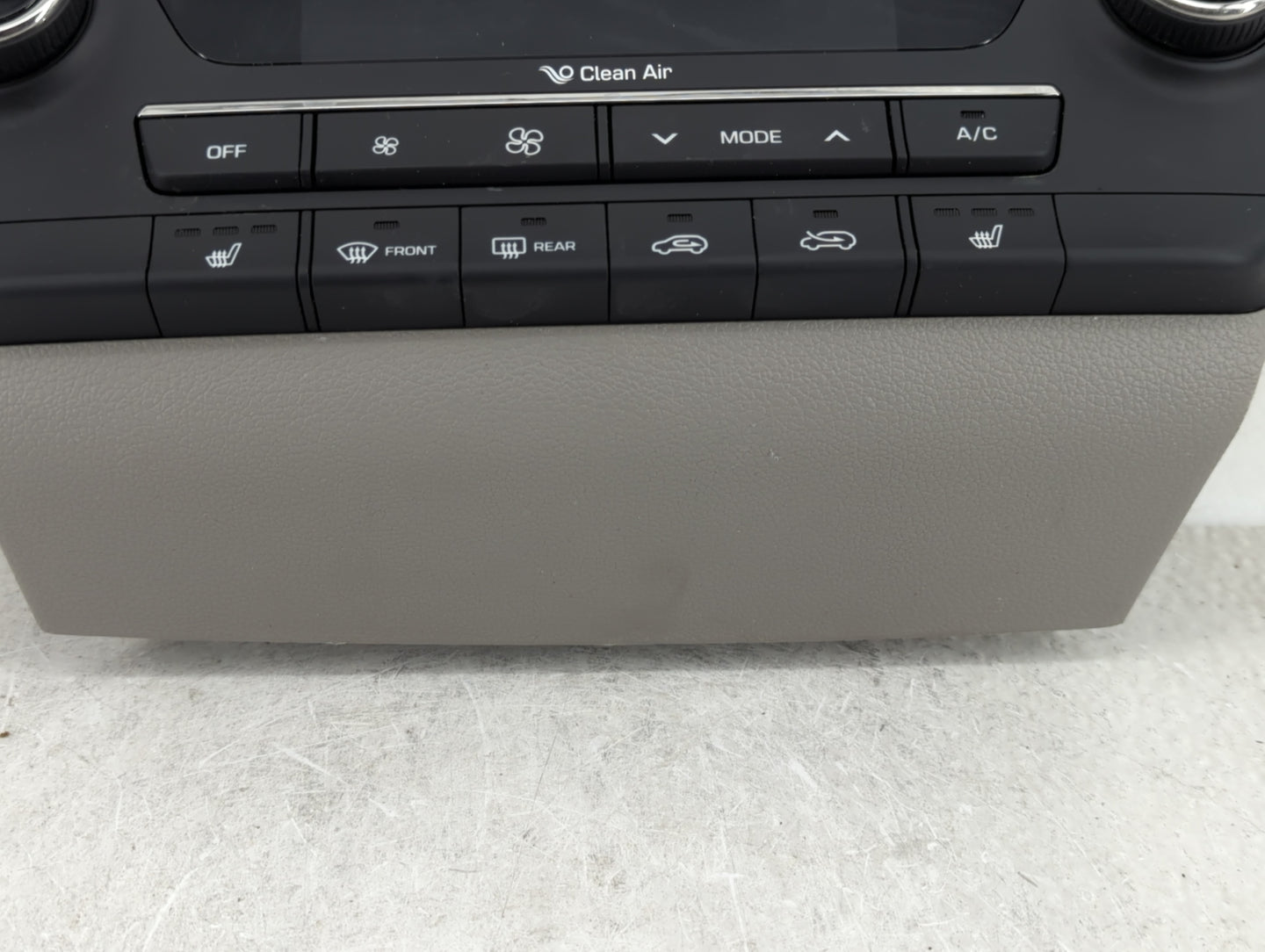 2016-2018 Hyundai Tucson Climate Control Module Temperature AC/Heater Replacement P/N:97250 D3571 Fits Fits 2016 2017 2018 O