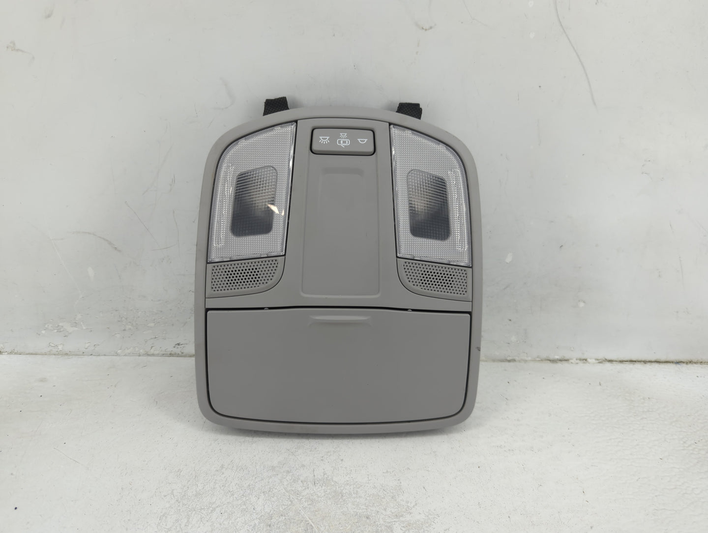 2017 Hyundai Tucson Overhead Roof Console - Oemusedautoparts1.com
