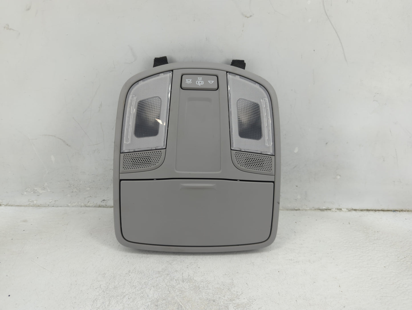 2017 Hyundai Tucson Overhead Roof Console - Oemusedautoparts1.com