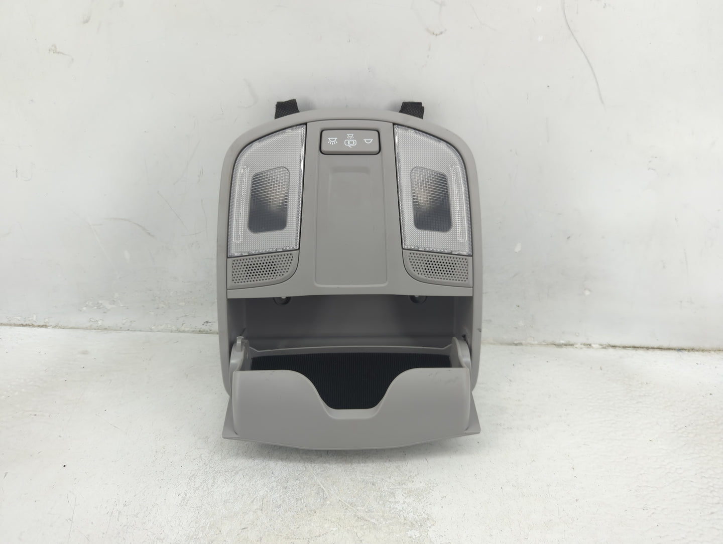 2017 Hyundai Tucson Overhead Roof Console - Oemusedautoparts1.com