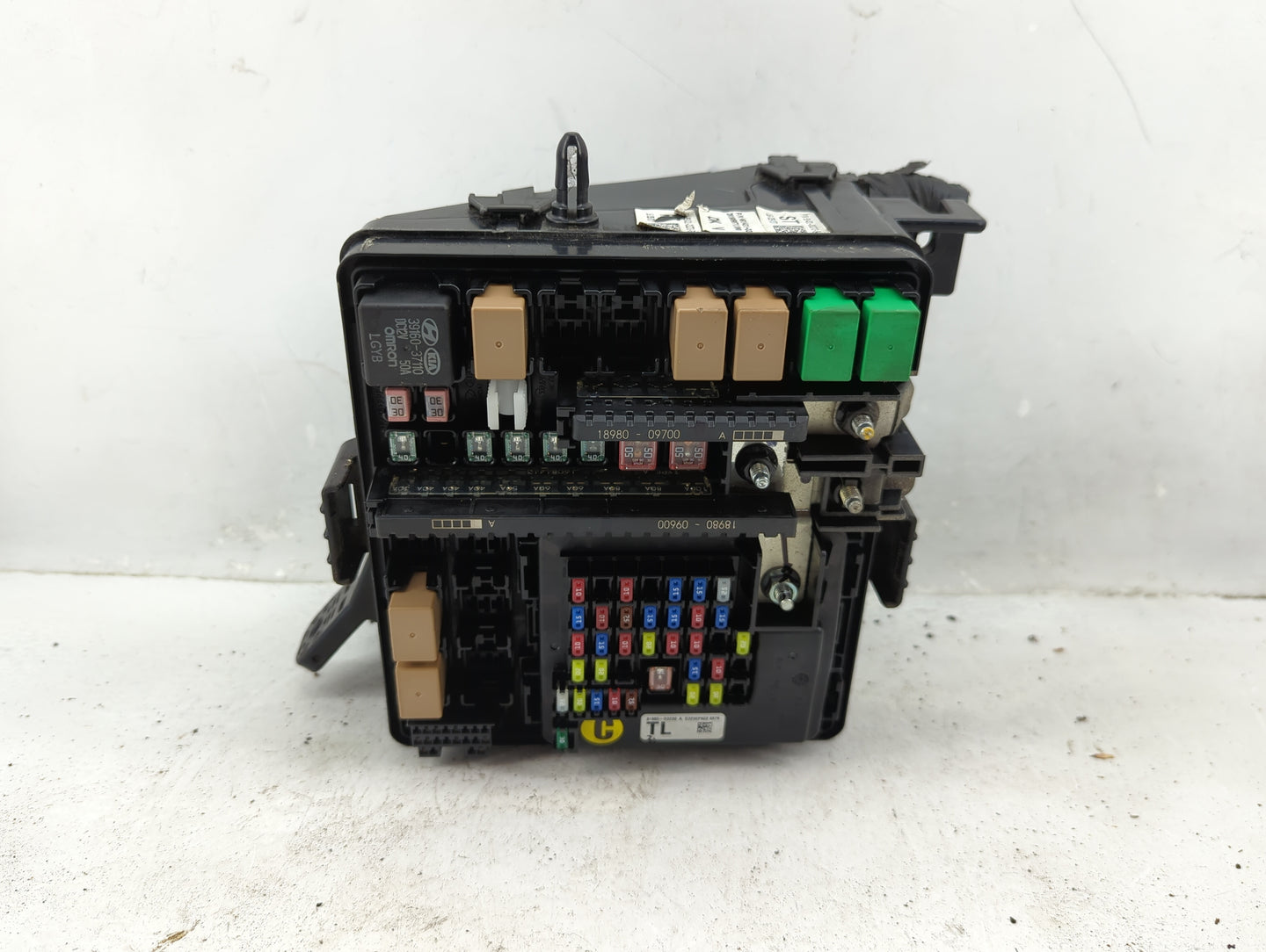 2016-2018 Hyundai Tucson Fusebox Fuse Box Panel Relay Module P/N:91950-D3230 Fits Fits 2016 2017 2018 OEM Used Auto Parts - 