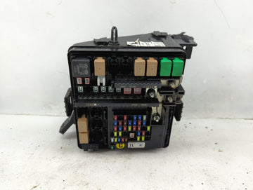 2016-2018 Hyundai Tucson Fusebox Fuse Box Panel Relay Module P/N:91950-D3230 Fits Fits 2016 2017 2018 OEM Used Auto Parts