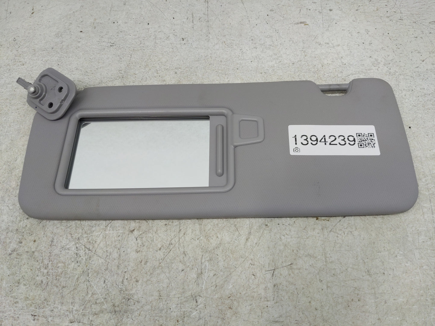 2016-2018 Hyundai Tucson Sun Visor Shade Replacement Driver Left Mirror Fits Fits 2016 2017 2018 OEM Used Auto Parts - Oemus