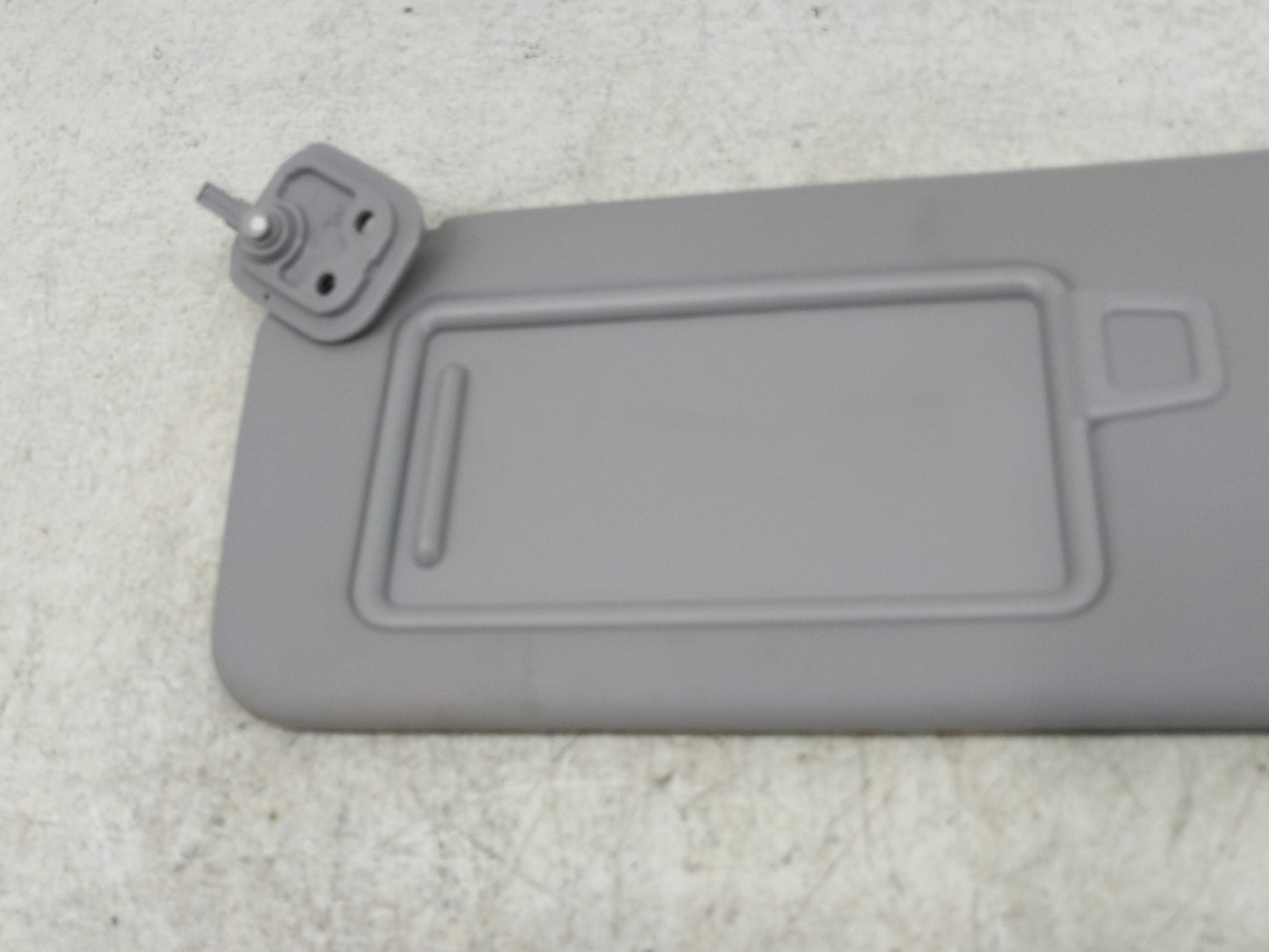 2016-2018 Hyundai Tucson Sun Visor Shade Replacement Driver Left Mirror Fits Fits 2016 2017 2018 OEM Used Auto Parts - Oemus