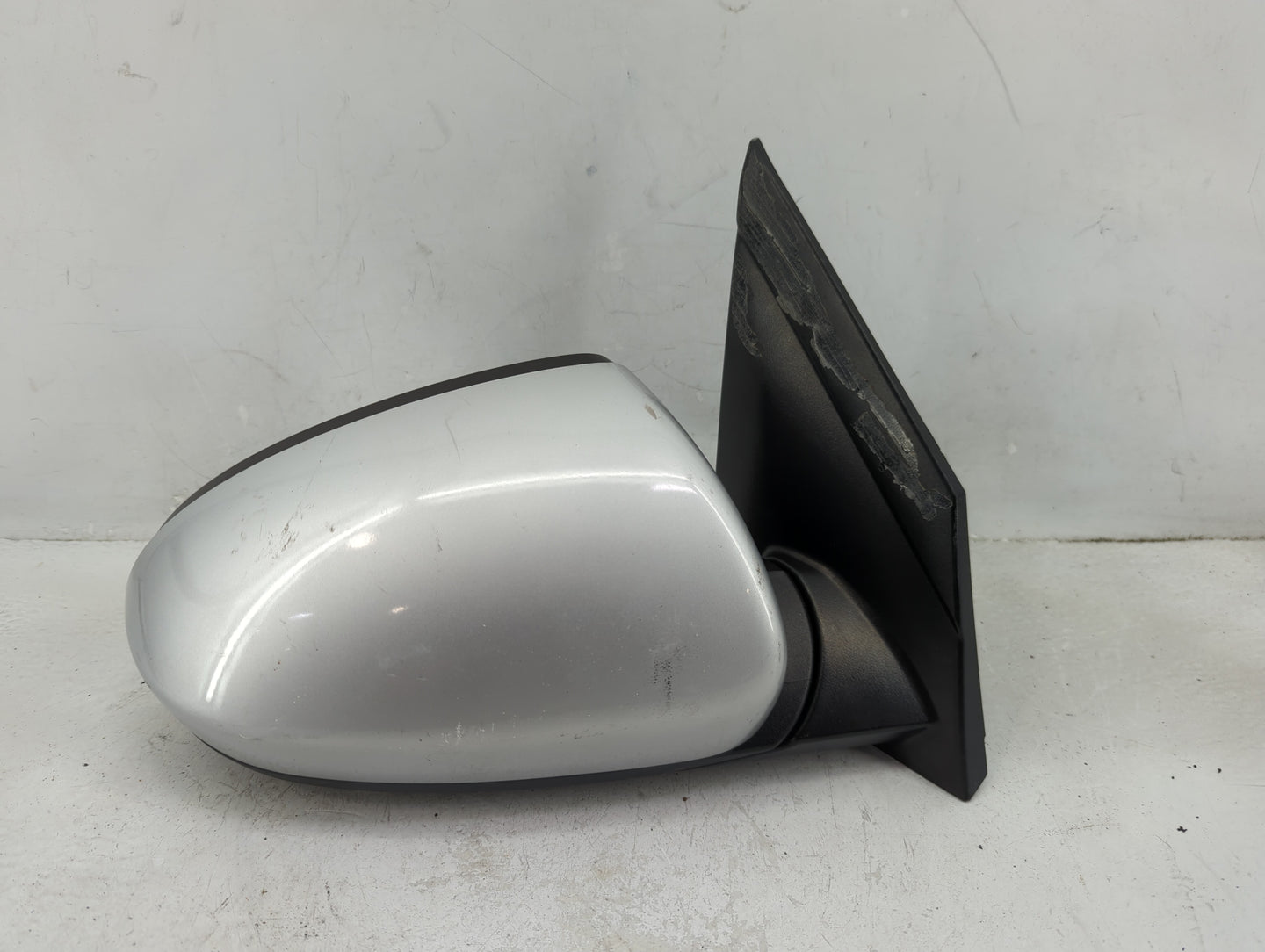 2016-2018 Hyundai Tucson Passenger Side View Mirror - Right Door Mirror OEM Used - Oemusedautoparts1.com