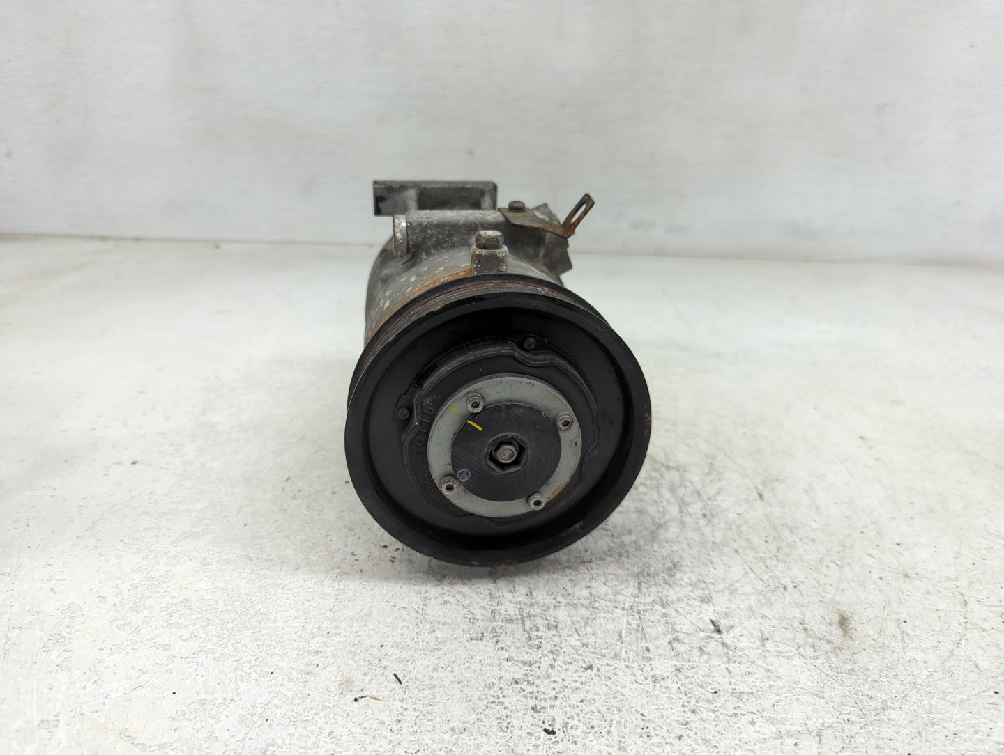 2017-2018 Hyundai Tucson Air Conditioning A/c Ac Compressor Oem - Oemusedautoparts1.com