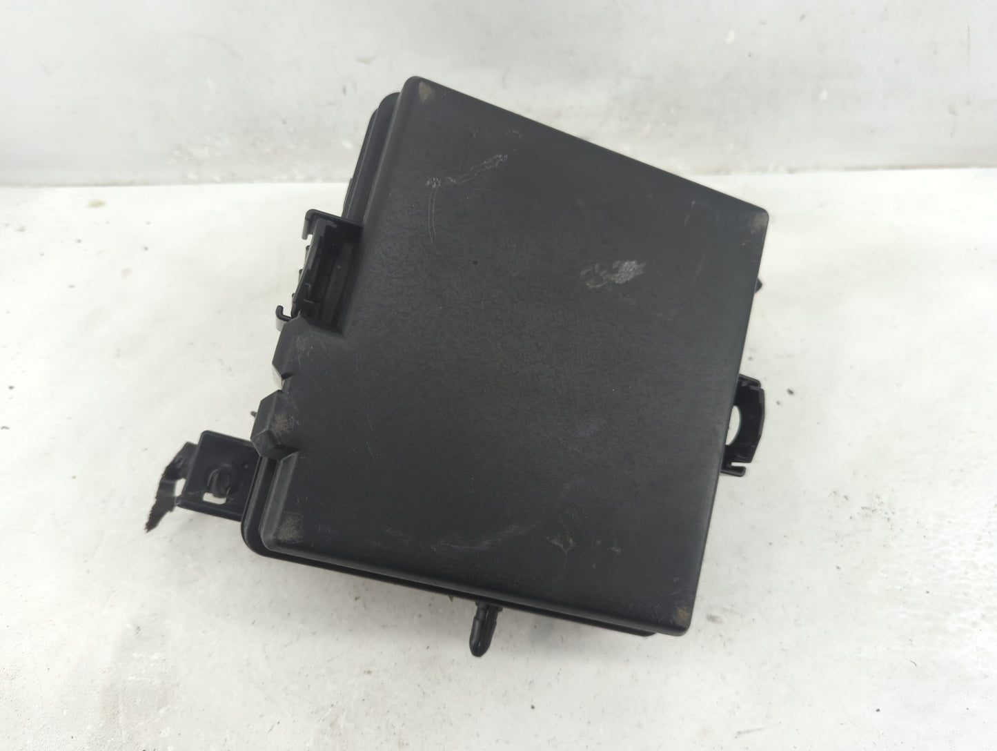 2016-2018 Hyundai Tucson Fusebox Fuse Box Panel Relay Module P/N:91941-D3022 Fits Fits 2016 2017 2018 OEM Used Auto Parts - 