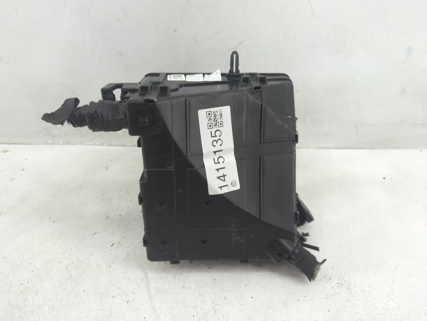 2016-2018 Hyundai Tucson Fusebox Fuse Box Panel Relay Module P/N:91941-D3022 Fits Fits 2016 2017 2018 OEM Used Auto Parts - 